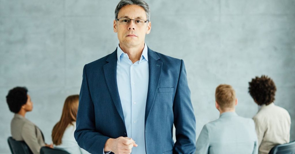 How to become an effective leader